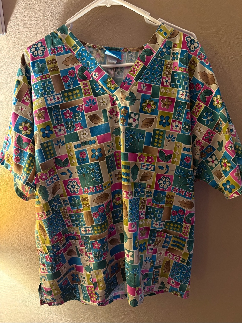 Smart Scrubs Multicolor Patchwork Floral V-Neck Top